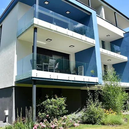 Blue Sapphire Apartament *