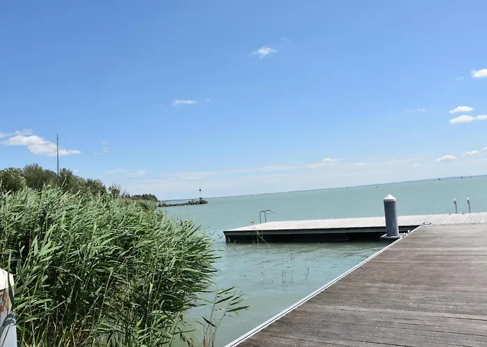 Blue Sapphire Balatonfuzfo